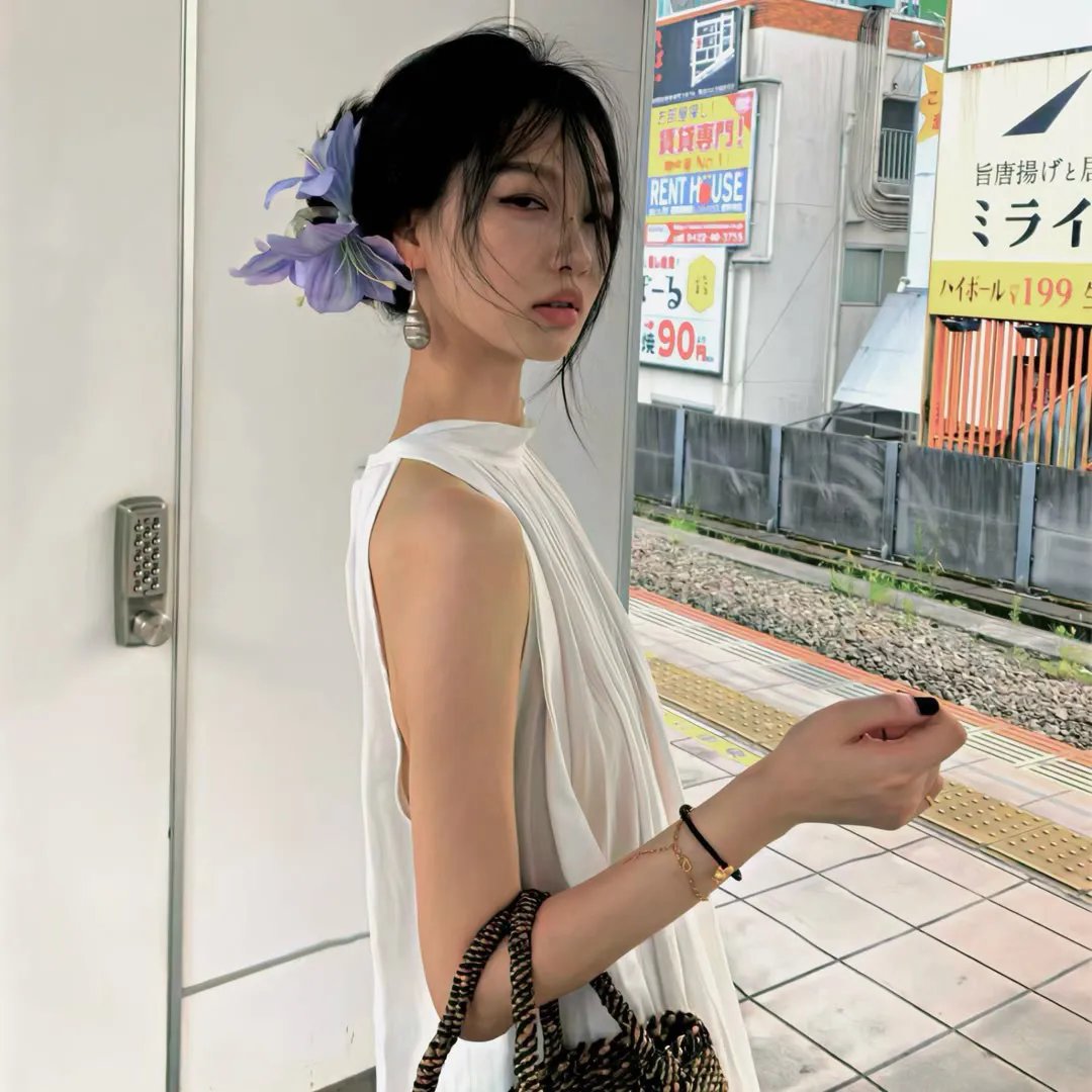 萌娃带空间异能穿越又奶又凶